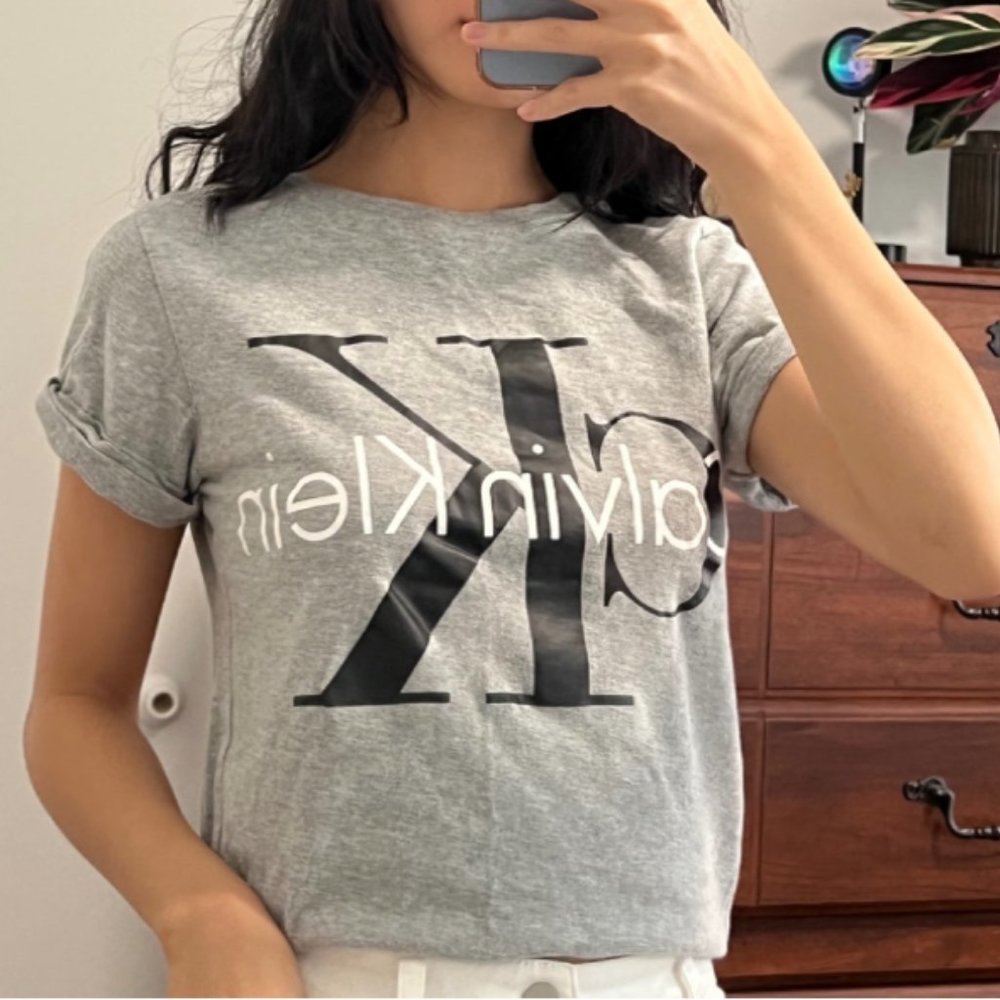 Calvin Klein t shirt